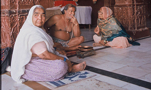 temple_gossip.jpg